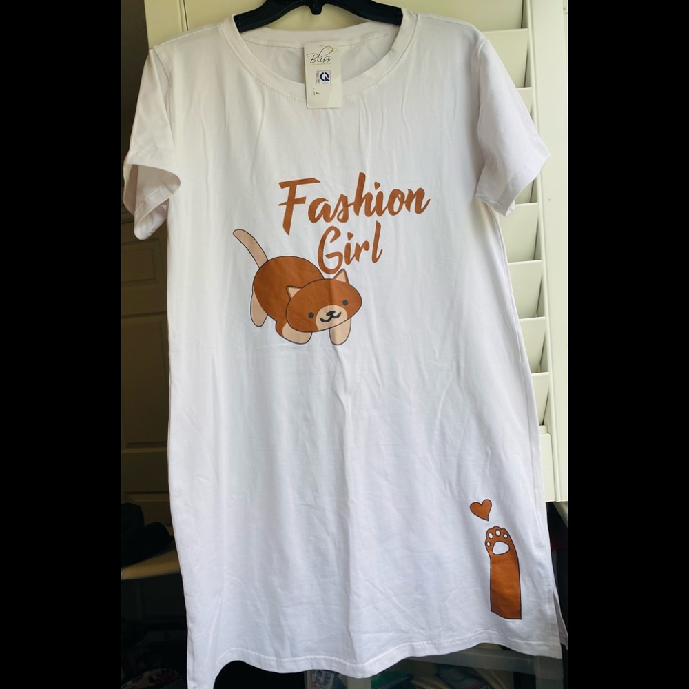NWT - Bliss SleepShirt, white, size L